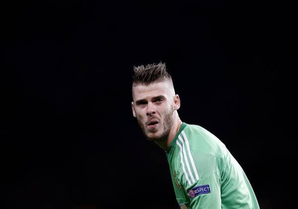 David De Gea of Manchester United ManU - UEFA Champions League Group B - Manchester Utd vs PSV Eindhoven - Old Trafford Stadium - Manchester - England - 25th November 2015 - Pic Simon Bellis Sportimage EDITORIAL USE ONLY. No use with unauthorised audio, video, data, fixture lists, club league logos or live services. Online in-match use limited to 120 images, no video emulation. No use in betting, games or single club league player publications.