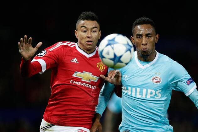 (L-R) Jesse Lingard of Manchester United ManU Santiago Arias of PSV during the UEFA Champions League group B match between Manchester United and PSV Eindhoven on November 25, 2015 at Old Trafford in Manchester, England Manchester United v PSV Eindhoven Champions Laegue 2015 2016 xVIxVIxIMAGESx xEricxVerhoevenxIVx 4625754