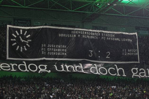 Moenchengladbach Plakat 2 der Choreo der Fans von Borussia Moenchengladbach Borussia Moenchengladbach - FC Sevilla, Fussball, UEFA Champions League, 25.11.2015, Copyright: Deutzmann Eibner-Pressefoto EP_CDN