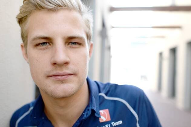 151126 Marcus Ericsson (SWE) Sauber inför Abu Dhabis Grand Prix den 26 november 2015 i Abu Dhabi.  Copyright: PATRIKxLUNDIN BB151126BB032