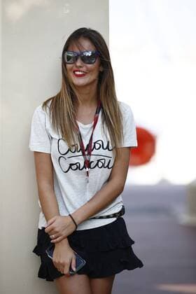 Motorsports: FIA Formula One World Championship WM Weltmeisterschaft 2015, Grand Prix of Abu Dhabi, Lara Alvarez, girlfriend of 14 Fernando Alonso (ESP, McLaren Honda), xHOCHxZWEIx