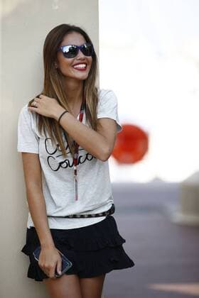 Motorsports: FIA Formula One World Championship WM Weltmeisterschaft 2015, Grand Prix of Abu Dhabi, Lara Alvarez, girlfriend of 14 Fernando Alonso (ESP, McLaren Honda), xHOCHxZWEIx