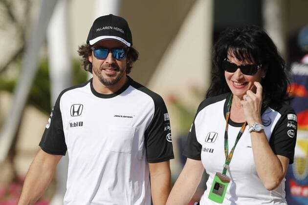 Nov. 26, 2015 - Abu Dhabi, United Arab EMirates - FERNANDO ALONSO of Spain and McLaren Honda is seen in the paddock during preparations to the 2015 Formula 1 Abu Dhabi Grand Prix at Yas Marina Circuit, in Abu Dhabi, United Arab Emirates. F1 2015 - Abu Dhabi Grand Prix - Preparations - ZUMAg147