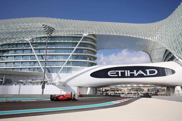Abu Dhabi Grand Prix, UAE 26 - 29 November 2015 27.11.2015 - Free Practice 1, Sebastian Vettel (GER) Scuderia Ferrari SF15-T 