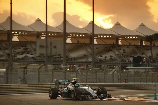 Motorsports: FIA Formula One World Championship WM Weltmeisterschaft 2015, Grand Prix of Abu Dhabi, 6 Nico Rosberg (GER, Mercedes AMG Petronas Formula One Team), xHOCHxZWEIx