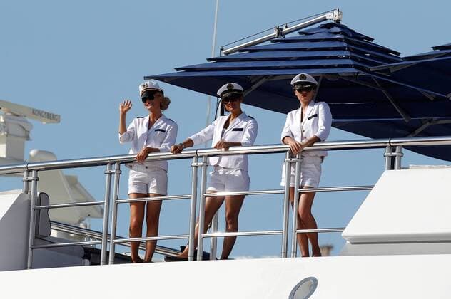 Girls on the Party Boats, Friday, Formula 1 Championship 2015, Round 20, AbuDhabi Grand Prix, AbuDhabi, 26.-29. November 2015