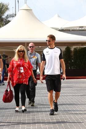 Abu Dhabi Grand Prix, UAE 26 - 29 November 2015 28.11.2015 - Jenson Button (GBR) McLaren Honda MP4-30. 