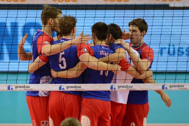 28.11.2015, xtkx, Volleyball 1.Bundesliga, United Volleys - SWD Powervolleys Düren, emspor v.l. United Volleys,