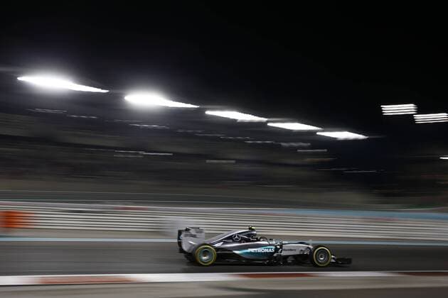 Motorsports: FIA Formula One World Championship WM Weltmeisterschaft 2015, Grand Prix of Abu Dhabi, 6 Nico Rosberg (GER, Mercedes AMG Petronas Formula One Team), xHOCHxZWEIx
