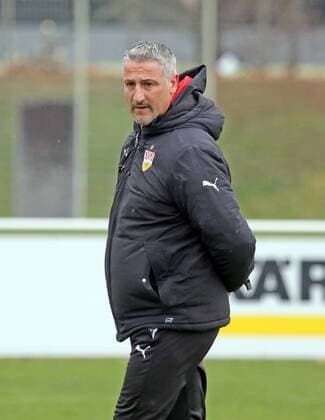 Themen der Woche - SPORT VfB Stuttgart Training Deutschland, Stuttgart, 30.11.2015, 1. Fussball-Bundesliga, Saison 2015 2016, VfB Stuttgart Training: Jürgen Kramny (Trainer).