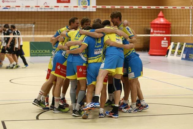 05.12.2015 - Volleyball - 2. Bundesliga Süd Männer - Saison 2015 2016 - SV Schwaig - GSVE Delitzsch - MaWi - Teamkreis SV Schwaig