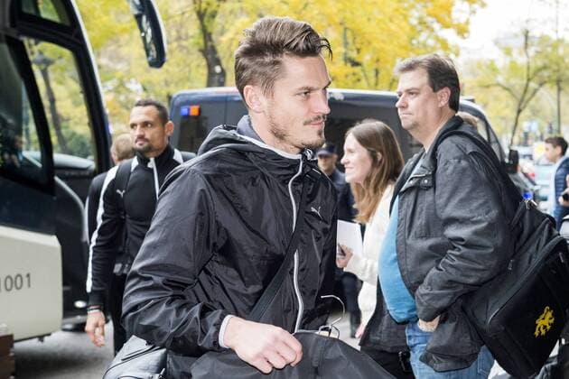 151207 Malmö FFs Markus Rosenberg ankommer till spelarhotellet den 7 december 2015 i Madrid.  Copyright: LUDVIGxTHUNMAN BB151207LT051