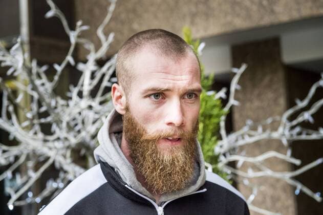 151207 Malmö FFs Jo Inge Berget intervjuas när Malmö FF ankommer till spelarhotellet den 7 december 2015 i Madrid.  Copyright: LUDVIGxTHUNMAN BB151207LT056