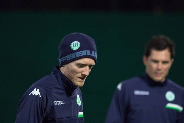 Fußball, UEFA Champions League, Abschlusstraining und Pressekonferenz VfL Wolfsburg; Andre Schürrle (Weltmeister; Wolfsburg) Portrait, Porträt, Einzelbild. xtgx