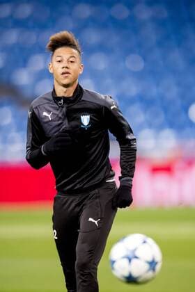151207 Malmö FFs Tobias Sana under en träning och presskonferens den 7 december 2015 i Madrid.  Copyright: LUDVIGxTHUNMAN BB151207LT103
