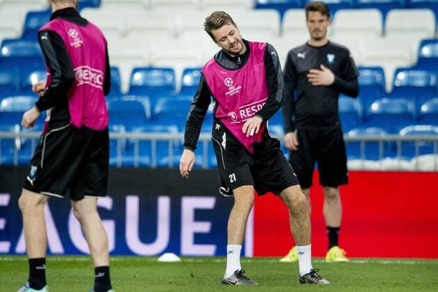 Fußball, Champions League, Training Malmö FF in Madrid 151207 Malmö FFs Kari Arnarson under en träning och presskonferens den 7 december 2015 i Madrid.  Copyright: LUDVIGxTHUNMAN BB151207LT129
