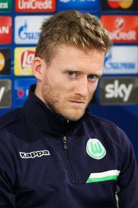 Andre Schürrle (VfL Wolfsburg) - Champions League Gruppe B Saison 2015-2016 Pressekonferenz VfL Wolfsburg vs. Manchester United ManU in der Volkswagen Arena in Wolfsburg - Portrait,Deutschland, Fussball, Mann,Männer,07.12.2015