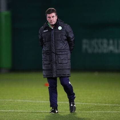 Trainer Dieter Hecking (VfL Wolfsburg) - Champions League Gruppe B Saison 2015-2016 Abschlusstraining VfL Wolfsburg vs. Manchester United ManU in der Volkswagen Arena in Wolfsburg - Deutschland, Fussball, Mann,Männer,07.12.2015
