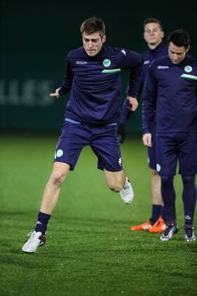 Robin Knoche (VfL Wolfsburg) - Champions League Gruppe B Saison 2015-2016 Abschlusstraining VfL Wolfsburg vs. Manchester United ManU in der Volkswagen Arena in Wolfsburg - Deutschland, Fussball, Mann,Männer,07.12.2015