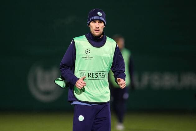 Bas Dost (VfL Wolfsburg) - Champions League Gruppe B Saison 2015-2016 Abschlusstraining VfL Wolfsburg vs. Manchester United ManU in der Volkswagen Arena in Wolfsburg - Einzelbild,Deutschland, Fussball, Mann,Männer,07.12.2015