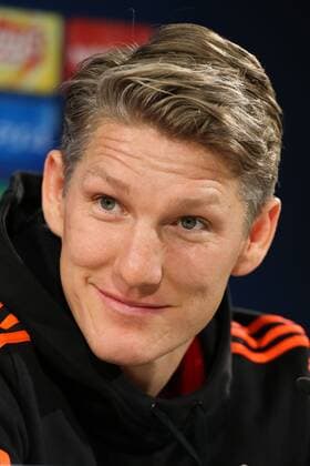 Bastian Schweinsteiger Manchester United ManU - Champions League Gruppe B Saison 2015-2016 Pressekonferenz und Abschlusstraining VfL Wolfsburg vs. Manchester United in der Volkswagen Arena in Wolfsburg - Portrait,Deutschland, Fussball, Mann,Männer,07.12.2015