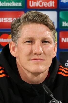 Bastian Schweinsteiger Manchester United ManU - Champions League Gruppe B Saison 2015-2016 Pressekonferenz und Abschlusstraining VfL Wolfsburg vs. Manchester United in der Volkswagen Arena in Wolfsburg - Portrait,Deutschland, Fussball, Mann,Männer,07.12.2015