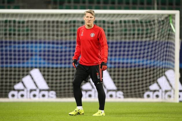 Bastian Schweinsteiger Manchester United ManU - Champions League Gruppe B Saison 2015-2016 Pressekonferenz und Abschlusstraining VfL Wolfsburg vs. Manchester United in der Volkswagen Arena in Wolfsburg - Freisteller,Deutschland, Fussball, Mann,Männer,07.12.2015