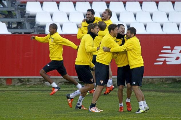 FC Sevilla training session at Pizjuan stadium. xRAMONxNAVARROx 