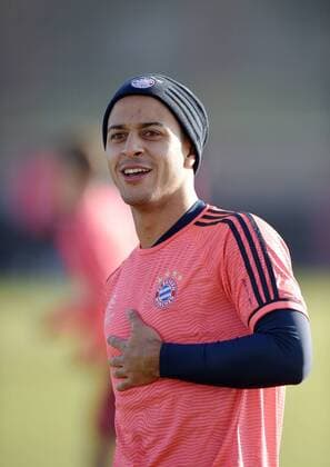 08.12.2015, Fussball 1.Bundesliga 2015 2016, FC Bayern München, Training an der Säbenerstrasse in München vor dem Championsleague-Spiel in Zagreb. Thiago (FC Bayern München) gut gelaunt. 