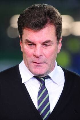 Fussball Champions League Vorrunde 6. Spieltag VfL Wolfsburg - Manchester United ManU am 08.12.2015 in der Volkswagen Arena in Wolfsburg Dieter Hecking ( Trainer Wolfsburg ) xPBJPGx