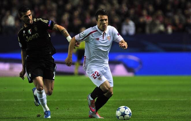 Fußball, Champions League, FC Sevilla - Juventus Turin CHAMPIONS LEAGUE, SEVILLA FC- JUVENTUS Turin, Jewhen Konopljanka (Sevilla, re.) gegen Alvaro Morata 