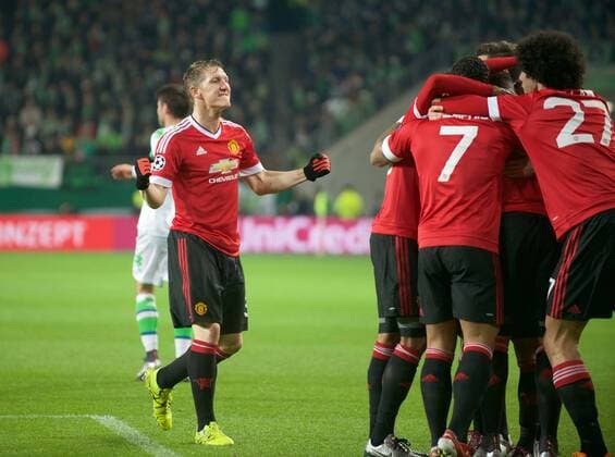 Fussball Wolfsburg 08.12..2015 Champions League VFLWolfsburg - Manchester United ManU Bastian Schweinsteiger (Manchester, No.31) Jubel nach dem 0:1
