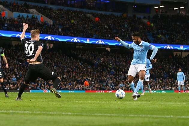 Fußball, Champions League, Manchester City - Borussia Mönchengladbach Raheem Sterling of Manchester City scores his sides second goal - Manchester City vs Monchengladbach - UEFA Champions League - Etihad Stadium - Manchester - 08 12 2015 Pic Philip Oldham SportImage EDITORIAL USE ONLY. No use with unauthorised audio, video, data, fixture lists, club league logos or live services. Online in-match use limited to 120 images, no video emulation. No use in betting, games or single club league player publications.