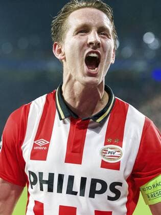 Fußball, Champions League, PSV Eindhoven - ZSKA Moskau Luuk de Jong of PSV during the UEFA Champions League match between PSV Eindhoven and CSKA Moscow on December 8, 2015 at the Philips stadium in Eindhoven, The Netherlands. PSV v CSKA Moscow UEFA Champions League 2015 2016 xVIxxIVx 4676410