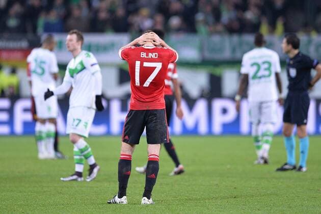 Fußball Champions League Gruppenphase 6. Spieltag VfL Wolfsburg - Manchester United ManU am 08.12.2015 in der Volkswagen Arena in Wolfsburg Daley Blind ( Manchester ) ist enttäuscht xTTx