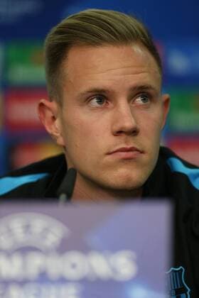 Leverkusen Marc-Andre ter Stegen ( 1, TW, FC Barcelona Barca , Bayer 04 Leverkusen - FC Barcelona, Fussball, Champions-League, 08.12.2015, Copyright: Deutzmann Eibner-Pressefoto EP_CDN