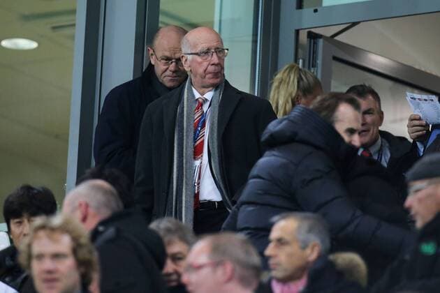 Vorstandsmitglied Sir Bobby Charlton Manchester United ManU - Champions League Gruppe B Saison 2015-2016 VfL Wolfsburg vs. Manchester United in der Volkswagen Arena in Wolfsburg - Deutschland, Fussball, Mann,Männer,08.12.2015
