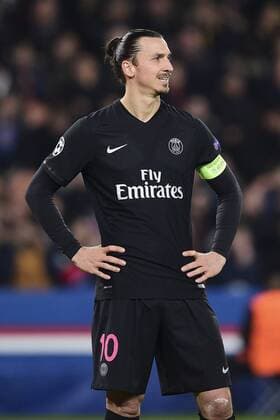 Zlatan Ibrahimovic (PSG) FOOTBALL : PSG vs Shakhtar Donetsk - Champions League - 08 12 2015 JBAutissier PanoAdil Ramic 