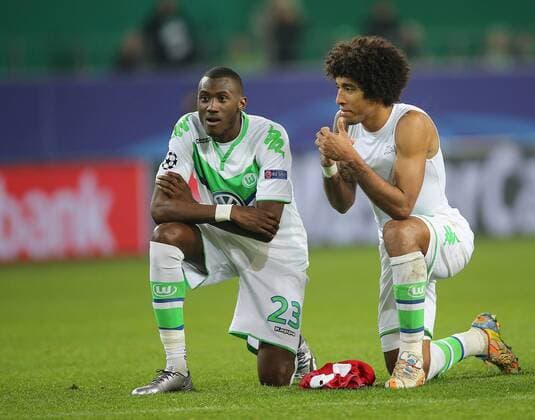 Gluecklich v.l. Josuha Guilavogui (VfL Wolfsburg) und Dante Bonfim Costa Santos (VfL Wolfsburg)