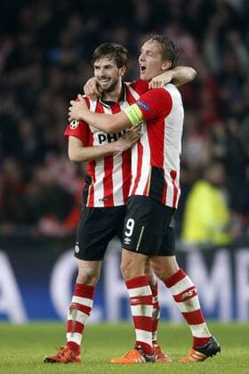(L-R), Davy Propper of PSV, Luuk de Jong of PSV during the UEFA Champions League match between PSV Eindhoven and CSKA Moscow on December 8, 2015 at the Philips stadium in Eindhoven, The Netherlands. PSV v CSKA Moscow UEFA Champions League 2015 2016 xVIxJeroenxPutmansxIVx 4676980