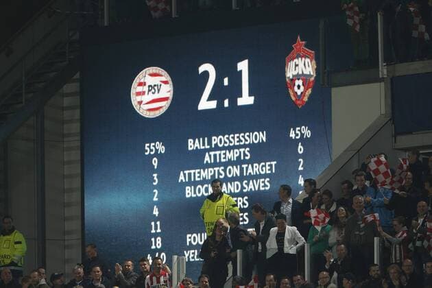 during the UEFA Champions League match between PSV Eindhoven and CSKA Moscow on December 8, 2015 at the Philips stadium in Eindhoven, The Netherlands. PSV v CSKA Moscow UEFA Champions League 2015 2016 xVIxJeroenxPutmansxIVx 4676985