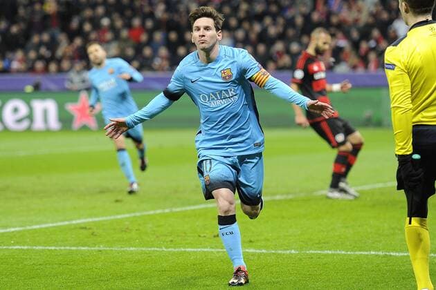 Leverkusen, Deutschland 09. Dezember 2015: Champions League 15 16 - Bayer 04 Leverkusen vs. FC Barcelona Barca Torjubel beim Torschütze Lionel Messi (FC Barcelona) zum 0:1 ot