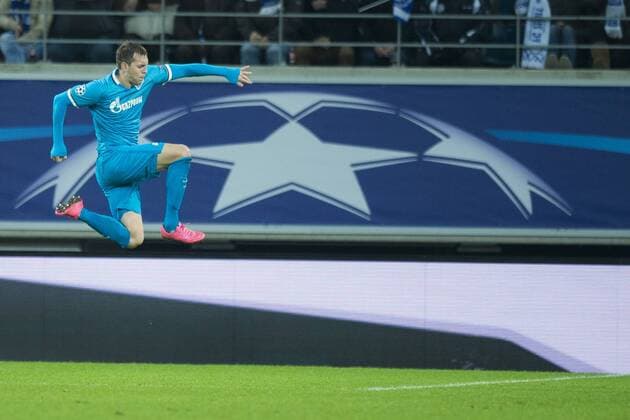 Bilder des Tages - SPORT Bilder des Tages - SPORT - GENT, BELGIUM: Zenit s Artem Dzyuba celebrate after scoring during a soccer game between Belgian team KAA Gent and Russian club FC Zenit Saint Petersburg, Wednesday 09 December 2015, in Gent, the sixth and last day of the group stage the UEFA Champions League competition, in group H. JASPERxJACOBS  x04754682x
