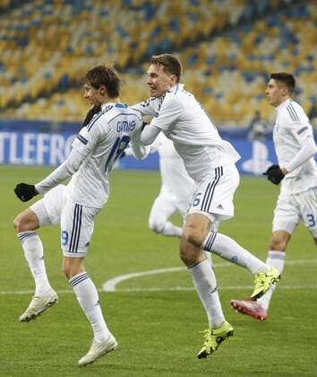 Dec. 9, 2015 - Kiev, Ukraine - Dynamo players celebrate a goal during the UEFA Champions League Group G soccer match between Dynamo Kyiv and FC Maccabi Tel-Aviv,at Olimpiyskyi stadium in Kiev, Ukraine, 09 December 2015. FC Dynamo Kyiv vc Maccabi Tel-Aviv - UEFA Champions League  - ZUMAn230