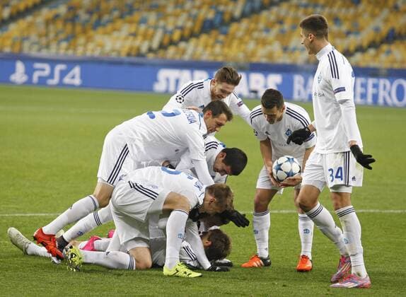 Dec. 9, 2015 - Kiev, Ukraine - Dynamo players celebrate a goal during the UEFA Champions League Group G soccer match between Dynamo Kyiv and FC Maccabi Tel-Aviv,at Olimpiyskyi stadium in Kiev, Ukraine, 09 December 2015. FC Dynamo Kyiv vc Maccabi Tel-Aviv - UEFA Champions League  - ZUMAn230