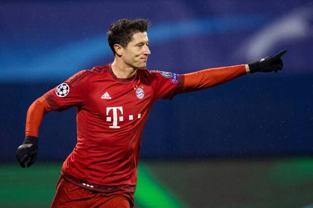 SOCCER - CL, Zagreb vs Bayern ZAGREB,CROATIA,09.DEC.15 - SOCCER - UEFA Champions League, group stage, GNK Dinamo Zagreb vs FC Bayern Muenchen. Image shows the rejoicing of Robert Lewandowski (Bayern). GEPAxpictures xMaticxKlansek