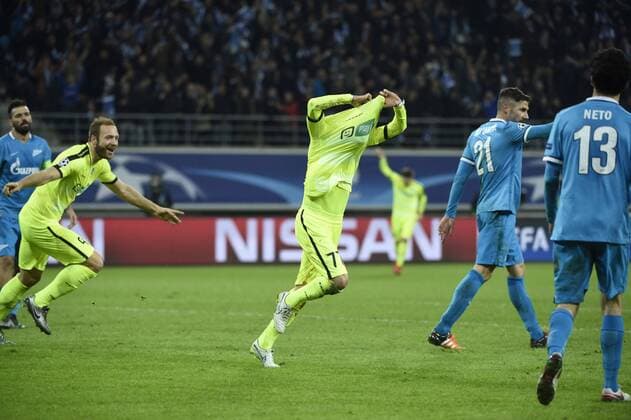Fußball, Champions League, KAA Gent - Zenit St. Pertersburg Milicevic Danijel midfielder of KAA Gent celebrates scoring a goal FOOTBALL : La Gantoise vs Zenith Saint Petersbourg - Ligue des Champions - 09 12 2015 Photonews Panoramic 