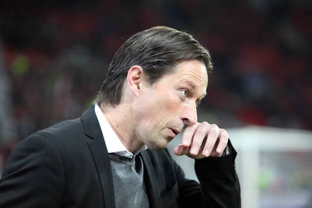 09.12.2015 - Cheftrainer Roger Schmidt (Bayer 04 Leverkusen) beim Champions League Spiel (Saison 2015 16) Bayer Leverkusen - FC Barcelona Barca