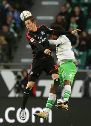 Michael Gregoritsch, Dante Aktion Spielszene Zweikampf Fußball Fussball DFL erste 1.Bundesliga Herren Saison 2015 2016 12.12.2015 VfL Wolfsburg vs. Hamburger SV HSV