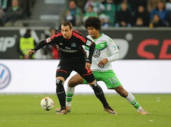 v.l. Pierre-Michel Lasogga (Hamburger SV), Dante Bonfim Costa Santos (VfL Wolfsburg)